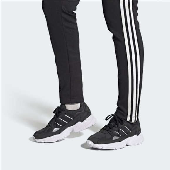 NIB Adidas Falcon Women's 7.5 Core Black White Chunky Retro Sneakers IG8301 - Picture 15 of 16